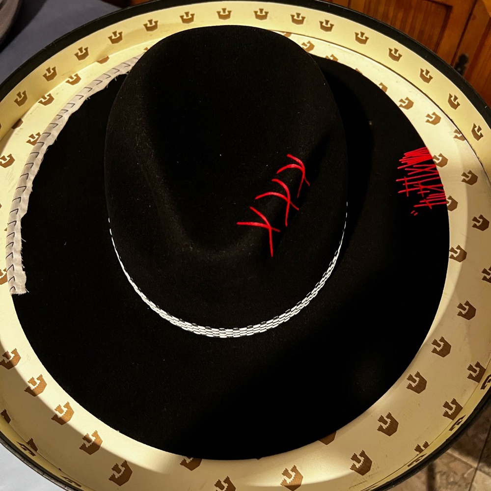Goorin bros Black Felt Cowboy Hat with Red Stitch Accent